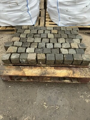 Reclaimed Granite Setts / Granite Cobbles /Stone/Pavers/Driveway 4x4 Inch Cubes - Image 1 of 4