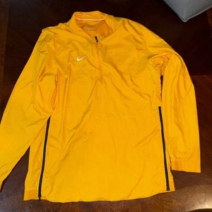 Nike 1/4 Zip Yellow Jacket W/ Back Flap - Picture 1 of 4