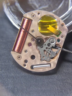 UNIVERSAL GENÈVE UG 609 Movement never used NEW OLD STOCK - Image 1 of 4