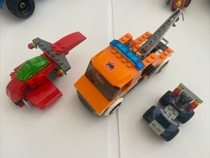 Lego City 7638 orange Abschleppwagen und andere Lego Artikel wie besehen - Bild 1 von 10