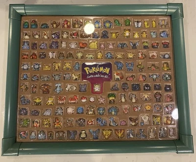 Quadro de colecionadores de bonecos Pokemon KB Toys Hasbro 151 - Imagem 1 de 3