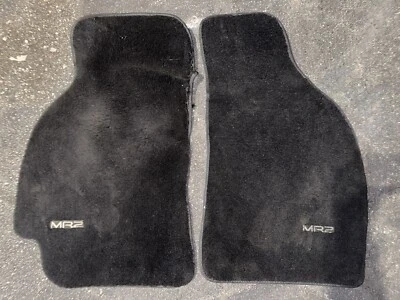 Par de alfombrillas negras OEM Toyota MR2 1990-1999 SW20 2ª generación 2 Foto 1 de 4