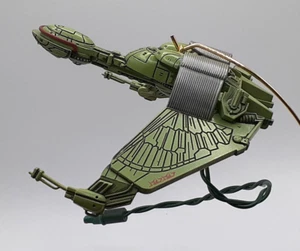 Hallmark 1994 Klingon Bird of Prey Star Trek TNG Magic Ornament Light QLX7386 - Picture 1 of 11