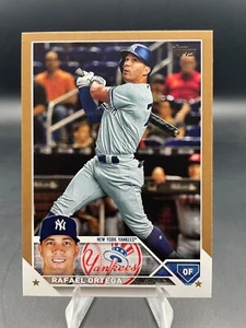 2023 Topps Series 2 RAFAEL ORTEGA Gold Border #'d 1580/2023 #607 YANKEES - Picture 1 of 6
