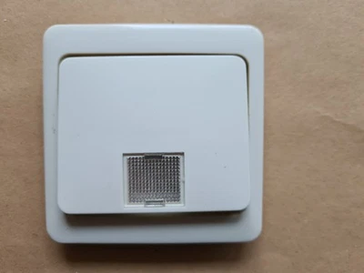 PEHA Taster Wechsel Wippe m. Zentralplatte, Linse transp. f. Kombinationen beige - Bild 1 von 2