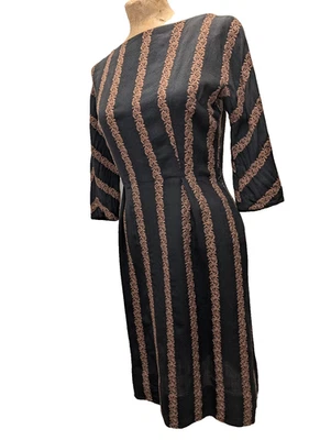 Винтажное черное шерстяное коричневое платье с вышивкой от Daphne 1950-е размер M - Изображение 1 из 4