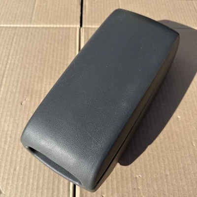 2004-2012 Chevy Colorado GMC Canyon Center Console Lid Armrest OEM Arm Rest Gray - Image 1 of 4