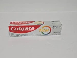 Total Clean Mint Toothpaste 5.1 Oz by Colgate - Picture 1 of 2