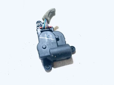 Chrysler 300M 2004 Heater Vent Flap Control Actuator Motor 58024e, FR944150-40 - Photo 1/4