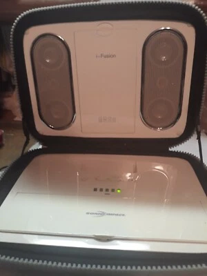 Sonic Impact i-Fusion Model Portable Speaker System for iPod 5085 Earphones - Image 1 of 4