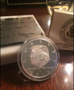 2017 US President Donald Trump Inauguration - Commemorative Novelty Coin - Picture 1 of 1