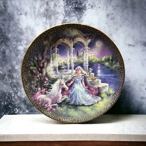 Bradford Exchange Moonlight Wonder Kingdom of Enchantment Sammlerteller - Bild 1 von 3