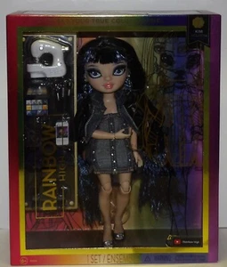 Rainbow High ~ Kim Nguyen ~ 10" Modepuppe in Denim NEU - Bild 1 von 12