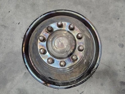 USADO 2019 FORD F450 FRENTE DANIFICADA PELO FOGO 10 LUG 19,5" TAMPA DE RODA COMO MOSTRADO  - Imagem 1 de 4