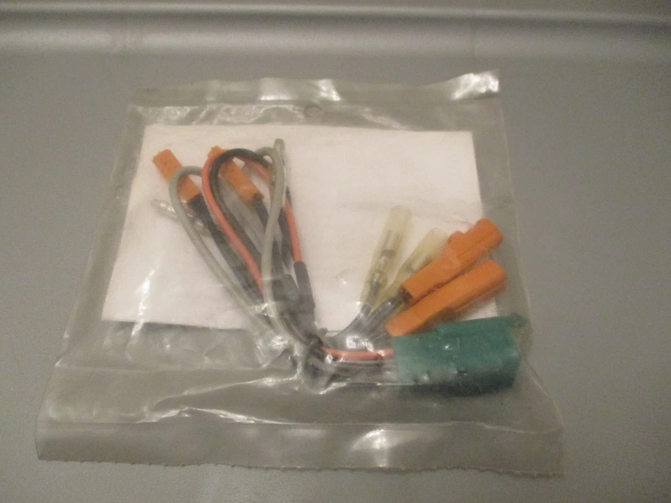 Kit de conector de cable de alarma de fábrica NOS Scorpio Honda HON-9 Foto 1 de 2