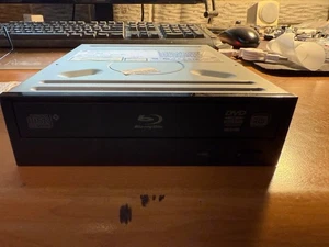 HP BH38L SATA Blu Ray BD 8X Player Reader DVD CD Burner Drive - Picture 1 of 3