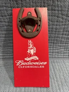 Budweiser Clydesdales Marken Hufeisen Flaschenöffner Holz Wandhalterung - Bild 1 von 9