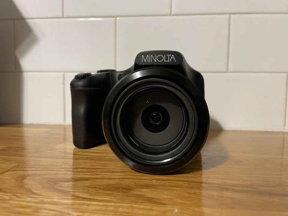 Minolta ProShot MN67Z Digital Camera 20MP Bridge with 67x Optical Zoom New - Image 1 of 4