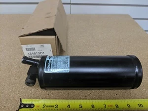 A/C Receiver Drier Filter International # 454613C1 Ref. # Parker 089963 Dryer - Picture 1 of 4
