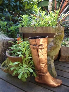 vintage bronzed~coppered tall women's boot! (1) single~great dried flower holder - Picture 1 of 11
