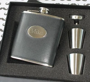 Personalized Black Leather Flask Set - Groomsman gift, Best man gift - Picture 1 of 3