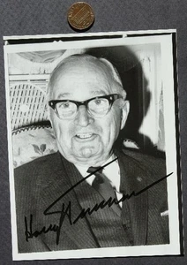 President Harry S Truman signed autographed VINTAGE 1960s Era photo VERY RARE - - Picture 1 of 1
