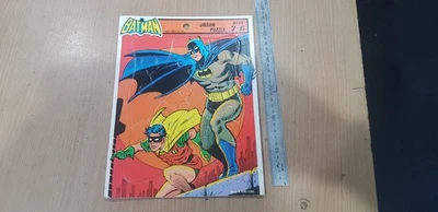 1977 BATMAN & ROBIN JIGSAW PUZZLE AGES 2 - 6 - image 1 of 4