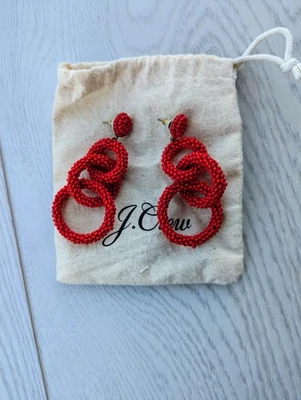 Pendientes de aro con cuentas rojas J.Crew $65 Foto 1 de 2