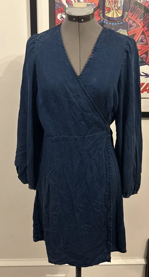 Old Navy Womens Blue Long Puff Sleeve Mini  Wrap Around Tie Dress Sz L Chambray  - Image 1 of 4