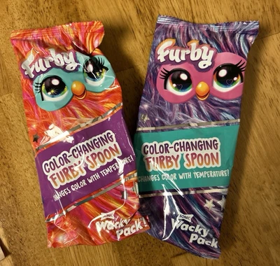 Lote de 2 - 2023 Sonic Wacky Pack Juguete: Cucharas Furby Cambiantes de Color (Nuevo) Foto 1 de 4