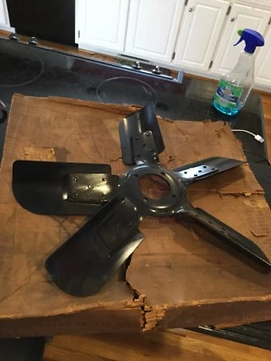 Nos 1961-1962 Mercury 352-390 Fan Blade C1MM -8600-C - Image 1 of 4