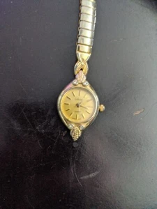 Vintage Collezio Woman's Watch Quartz Needs Battery - Picture 1 of 3