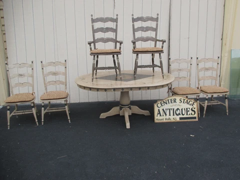 64059   Decorator Dining Table with 6 Chairs Cover