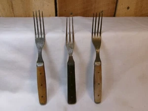 Lot of 3 Antique Assorted Wood Handled Forks - Picture 1 of 2