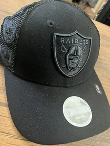 Las Vegas Raiders New Era 9Forty Blacked Out Adjustable Women's Cap-New w/Tags! - Picture 1 of 7