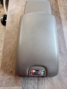 2003- 08 Jaguar S-Type Center Console Lid / Armrest BROWN -ADX - Picture 1 of 7