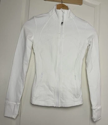 Chaqueta Lululemon Define Blanca Talla 0 Clásica Luon Cremallera Completa Agujeros para los Pulgares Foto 1 de 4