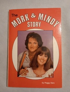 THE MORK AND MINDY STORY By Peggy Herz (1979 Softcover) Scholastic Third Print - Picture 1 of 10