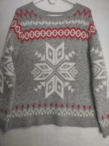 Cupcakes and Cashmere Fair Isle Gray Red Pullover Snowflake Sweater Size Large - Picture 1 of 6