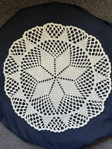 crochet doilies - Picture 1 of 6