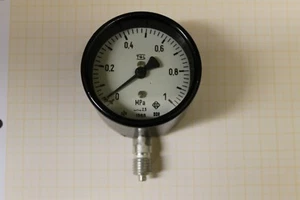 Manometro 0-1 MPa (0-10 bar) classe 2,5 Ø 60x40 mm M12x1,5 #AS-L11 - Foto 1 di 4