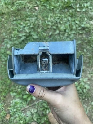 Mercedes Benz 190E 190D 1985 consola trasera bandeja central de cenizas Foto 1 de 3