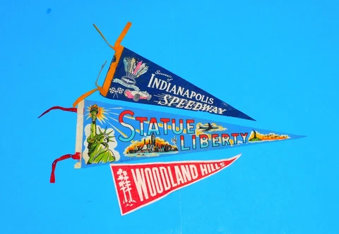 ANTIQUE INDIANAPOLIS 500 SPEEDWAY PENNANT+ STATUE OF LIBERTY+ WOODLAND HILLS CA Cover