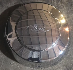 (1) RARE OEM 1999-2003 Ford F350 DRW Dually CHROME FRONT Hubcap Center Cap #0B - Picture 1 of 7