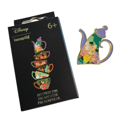 Prendedor Loungefly Disney Alicia en el País de las Maravillas Taza de Té Caja Misteriosa Esmalte - MAD HATTER Foto 1 de 2