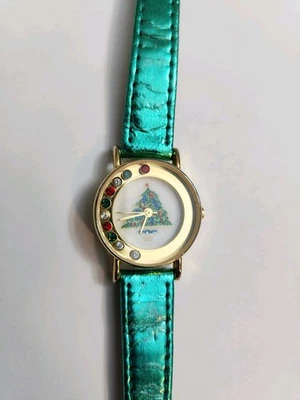 Ladies Vintage Majesti Watch Co Christmas Watch. New Battery - image 1 of 4