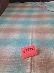 88 / 74 super soft vintage bed blanket Not perfect say pictures - Picture 1 of 5