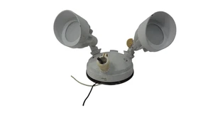 FLOODLIGHT ONLY for ring Camera Outdoor Wall Mount 2210C-XYZ *No Camera* - Picture 1 of 4