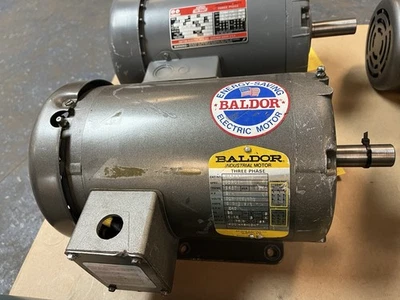 BALDOR,M3543T,MOTOR 3/4HP 1140RPM 3PH 143T - Image 1 of 4