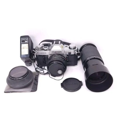 Cámara fotográfica Canon AE-1 Program 35 mm SLR con paquete de lentes de 50 mm 1:1,8 y 80-200 mm Foto 1 de 4